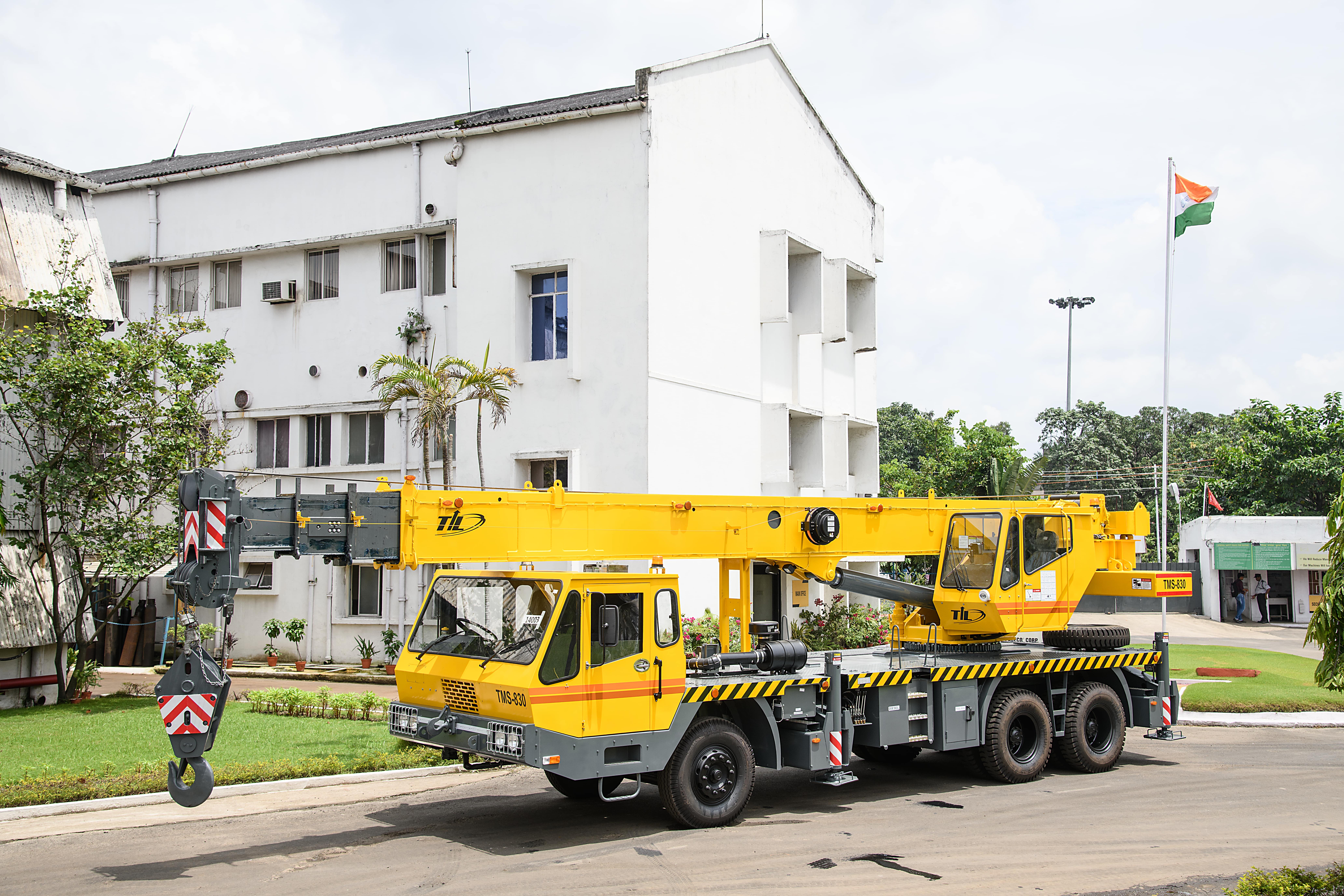 TMS 830 (Truck Cranes)