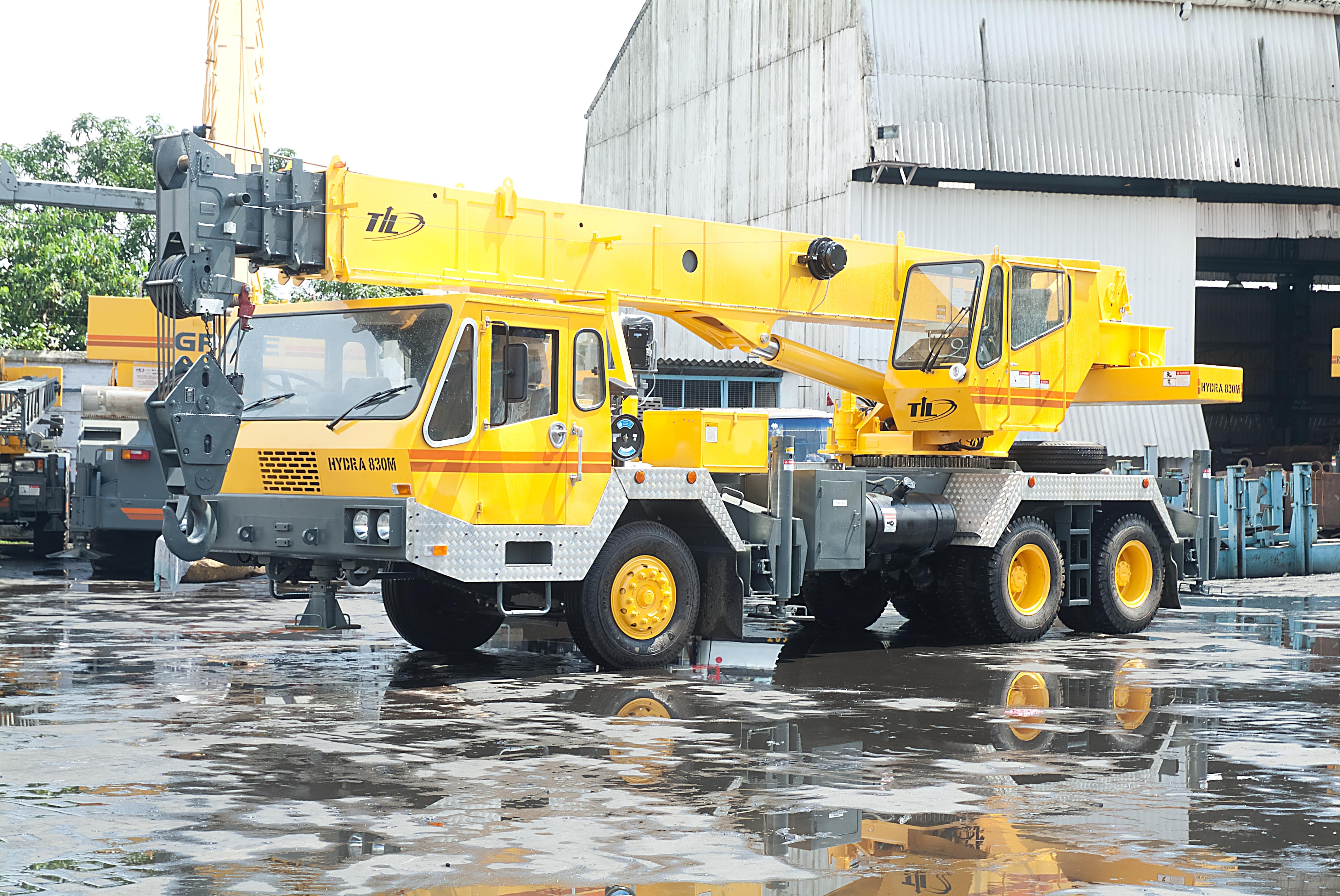 HYDRA 830M (Truck Cranes)