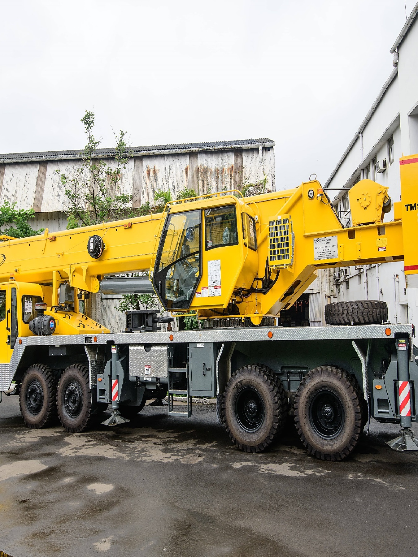TMS 860